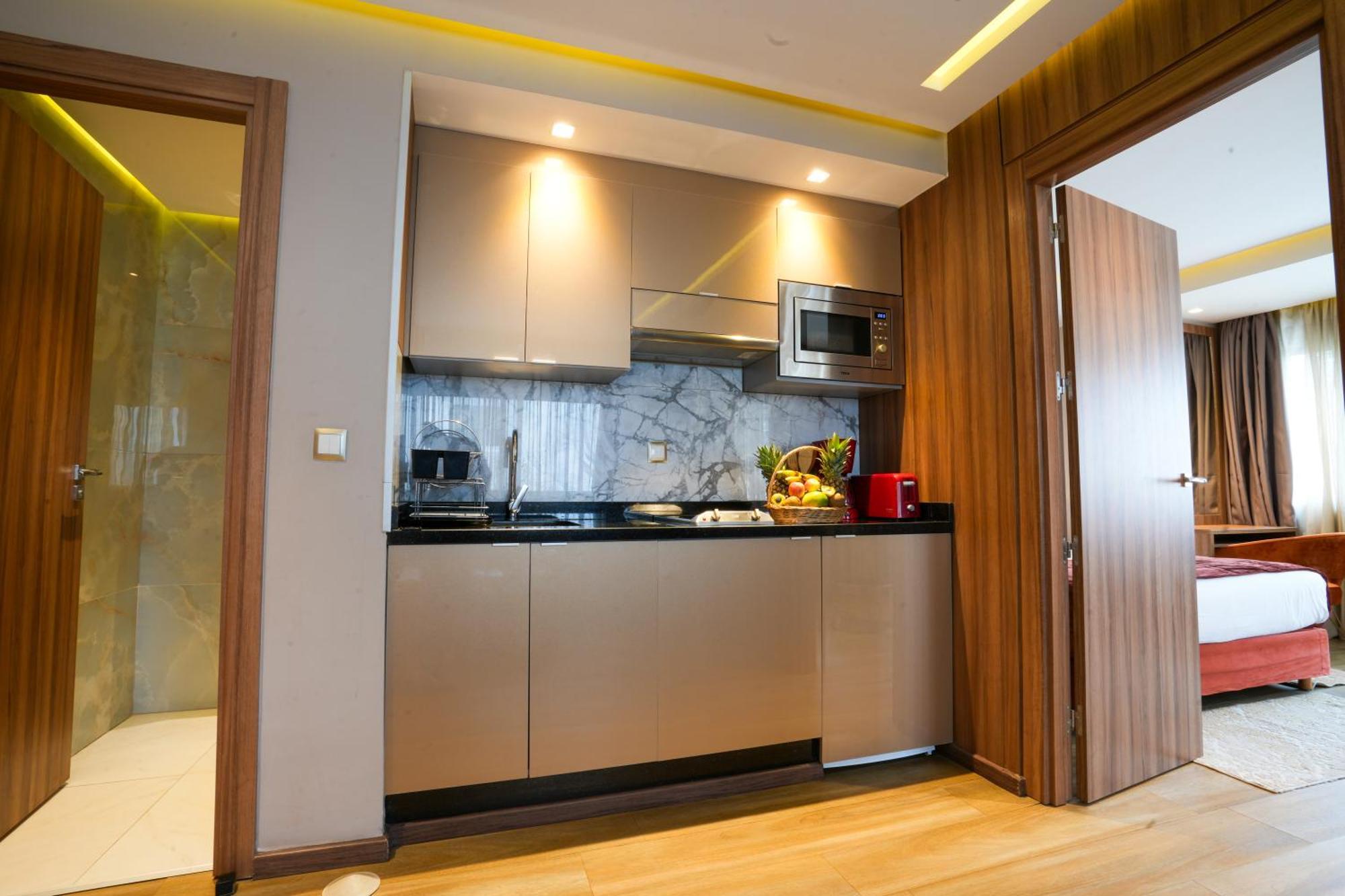First Suites Hotel Рабат Экстерьер фото