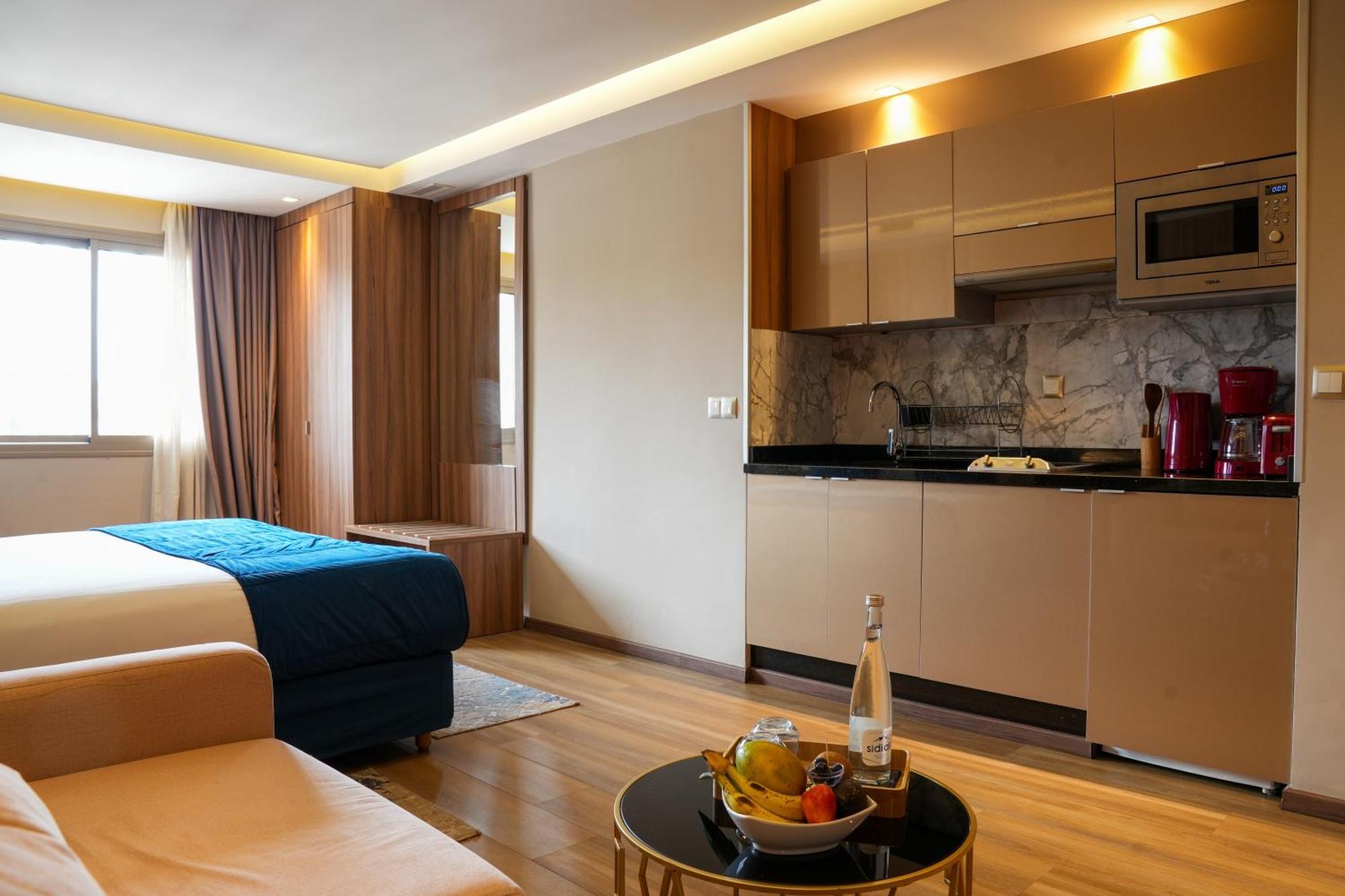 First Suites Hotel Рабат Экстерьер фото